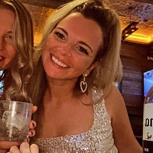 Meet your Posher, Kendra